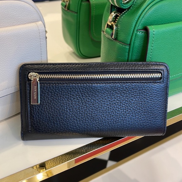 Kate Spade Dumpling Large Slim Bifold Wallet 
COLOR: Black - Picture 6 of 16